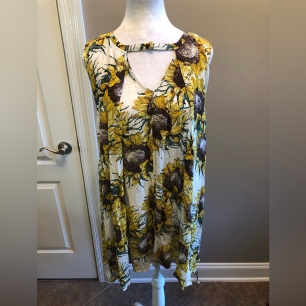 Sunflowers Galore Blouse Women’s Large by Kori
